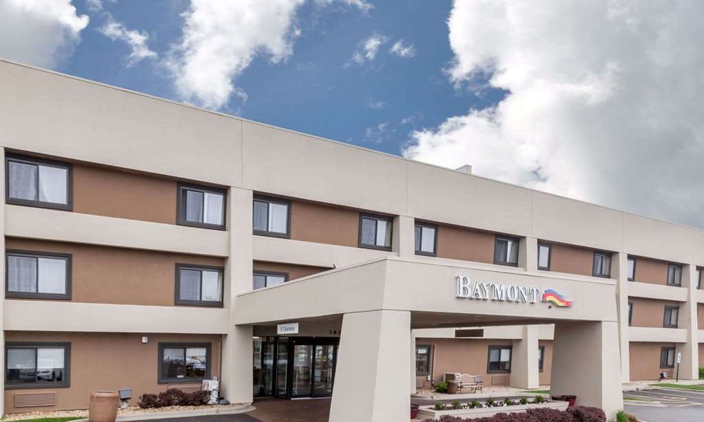 Baymont by Wyndham Glenview