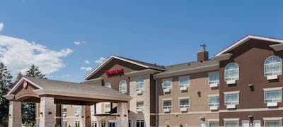 Ramada Creston