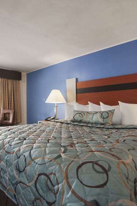 Hotel Days Inn by Wyndham West Yarmouth/Hyannis Cape Cod Area photo 1