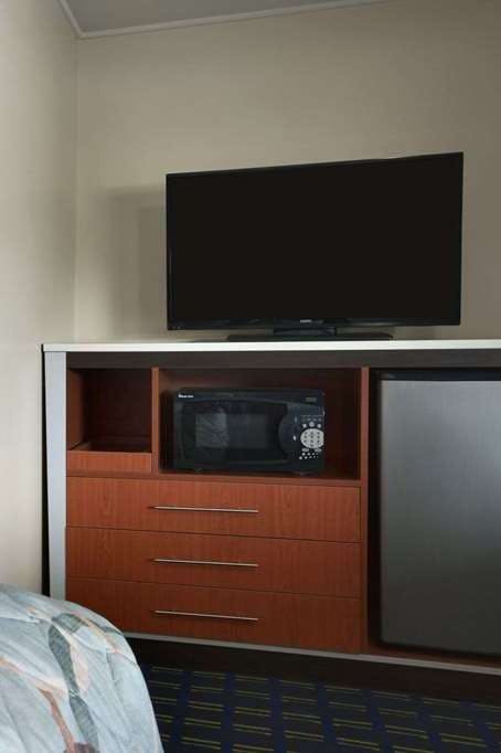 Hotel Days Inn by Wyndham West Yarmouth/Hyannis Cape Cod Area photo 3