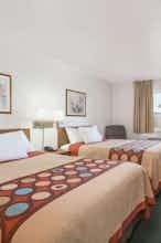 Hotel Super 8 Rexburg photo 3