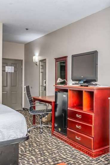 Hotel Days Inn & Suites by Wyndham Prattville-Montgomery photo 3