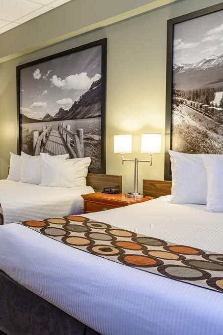 Hotel Super 8 by Wyndham Cochrane photo 2