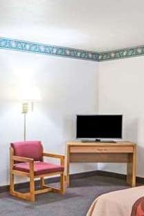 Hotel Super 8 by Wyndham Richfield/Cleveland photo 3