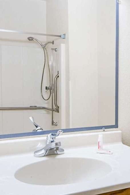 Hotel Super 8 by Wyndham Richfield/Cleveland photo 4