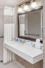 Hotel Wingate by Wyndham Peoria photo 3