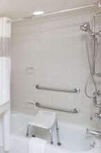 Hotel Wingate by Wyndham Peoria photo 4