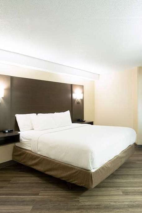 Hotel Days Inn by Wyndham Fallsview photo 2