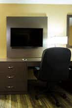 Hotel Days Inn - Fallsview photo 3