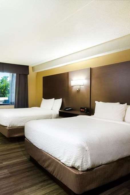 Hotel Days Inn by Wyndham Fallsview photo 1