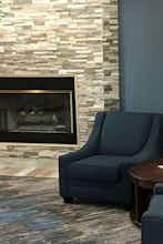 Hotel AmericInn by Wyndham Prairie du Chien photo 5