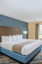 Hotel AmericInn by Wyndham Prairie du Chien photo 1