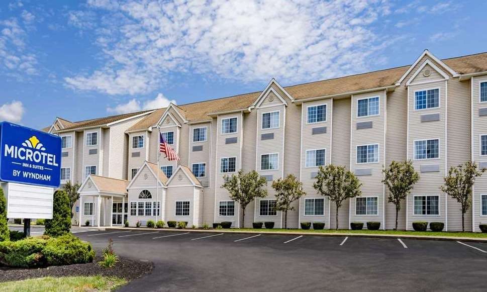 Microtel Inn & Suites by Wyndham Johnstown
