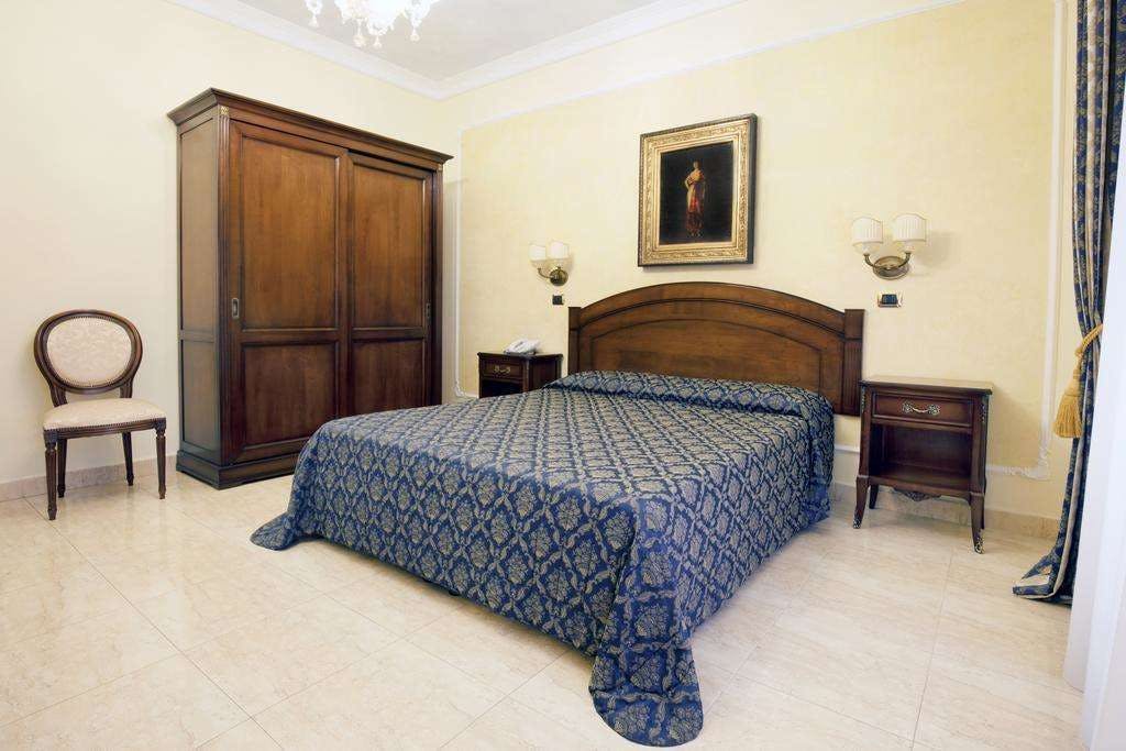 Hotel Grand Hotel President Olbia photo 1