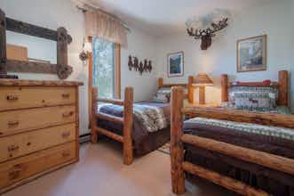 Hotel Aspens Condos Collection by JHRL photo 2