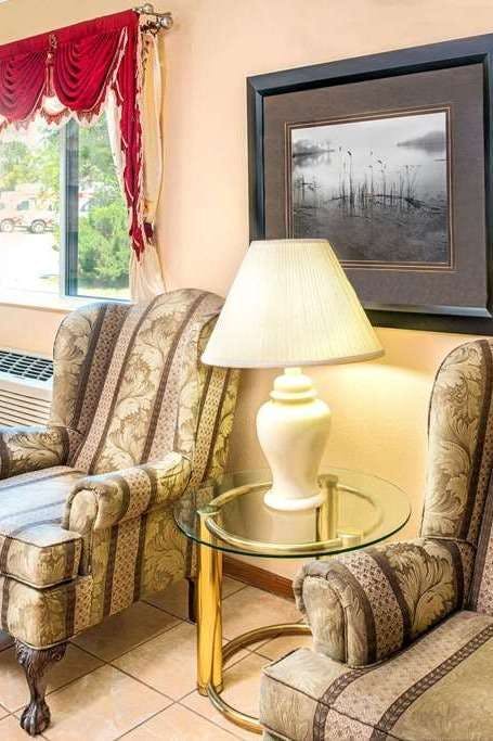 Hotel Super 8 by Wyndham Blair photo 5