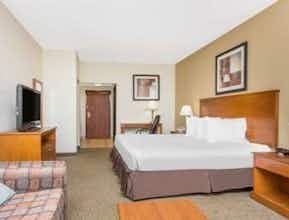 Hotel Days Inn Phenix City FtBenning photo 2