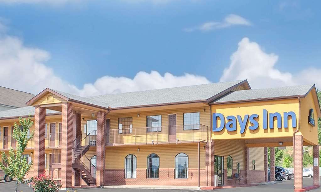 Days Inn by Wyndham Fayetteville