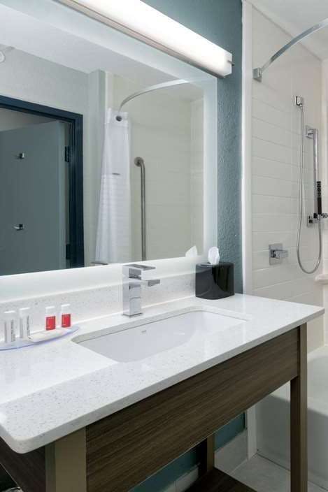 Hotel Baymont Chattanooga/Eastridge photo 4