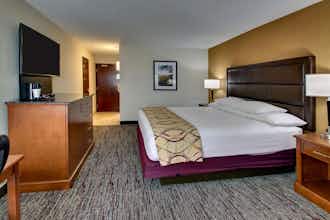 Hotel Drury Inn and Suites Bowling Green photo 1