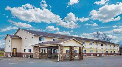 Super 8 by Wyndham Fort Madison