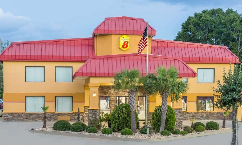 Super 8 by Wyndham Dublin