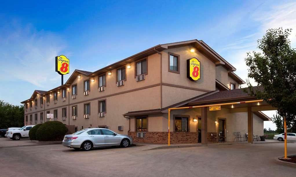 Super 8 Macon