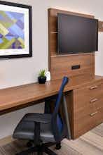 Hotel Holiday Inn Express & Suites Alachua Gainesville Area photo 3