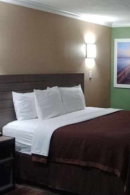 Hotel Days Inn Houston East photo 1