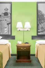 Hotel Super 8 by Wyndham Mobile photo 1