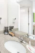 Hotel Super 8 by Wyndham Mobile photo 2