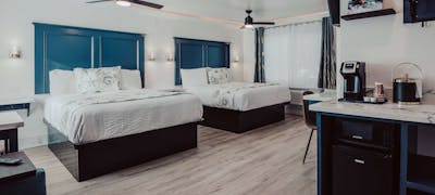 Blufftop Inn & Suites - Wharf/Restaurant District