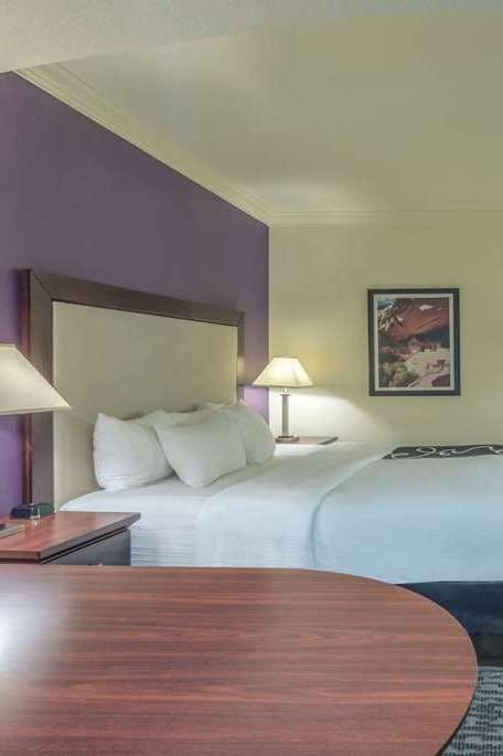 Hotel La Quinta Inn & Suites by Wyndham Loveland/Estes Park photo 1