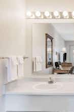 Hotel Super 8 Kelowna BC photo 4