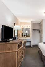 Hotel Super 8 Kelowna BC photo 3