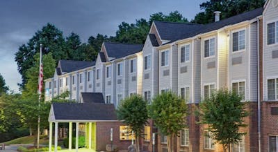 Microtel Inn & Suites by Wyndham Charlotte/University Place