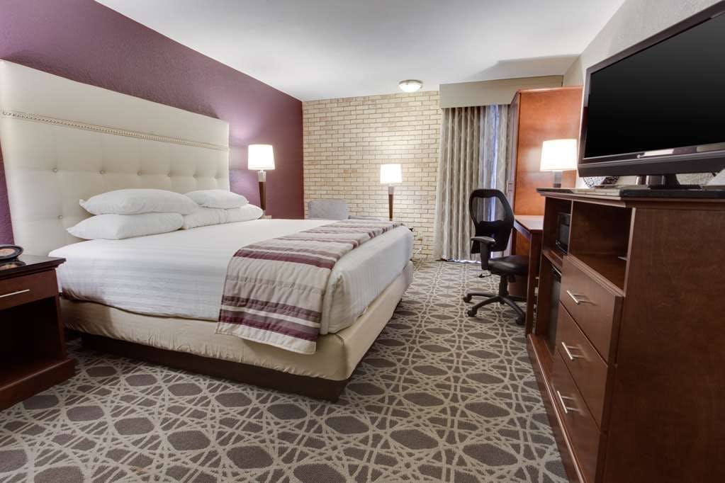 Hotel Drury Plaza Hotel San Antonio Airport photo 2