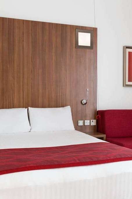 Hotel Ramada Encore by Wyndham Leicester City Centre photo 1