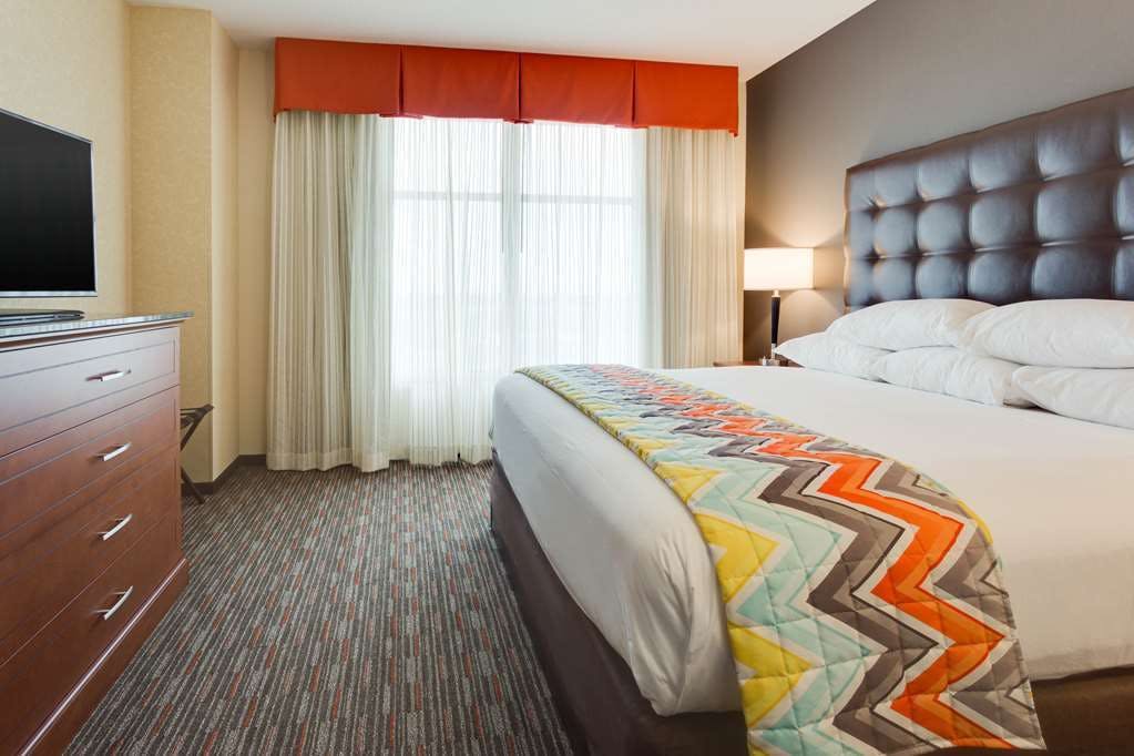 Hotel Drury Inn and Suites Fort Myers photo 2