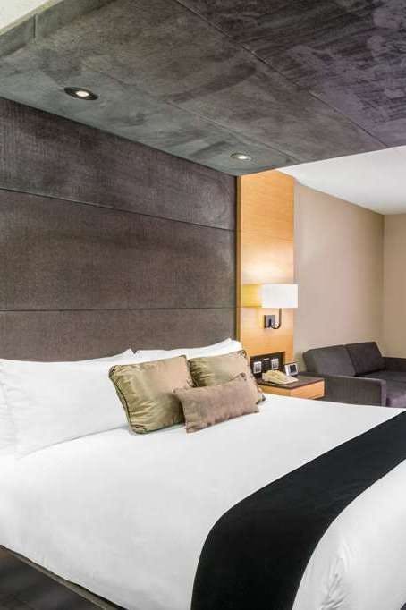 Hotel Ramada Plaza Prince George photo 1