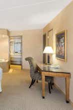 Hotel Ramada Plaza Prince George photo 3