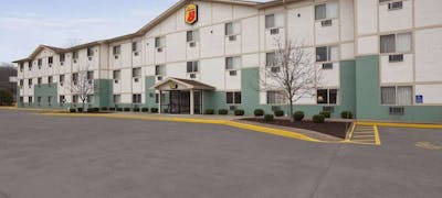 Super 8 Cromwell Middletown A