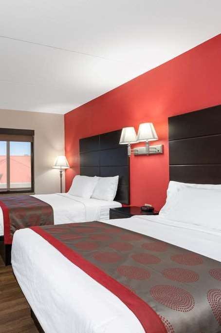 Hotel Ramada by Wyndham Panama City photo 1