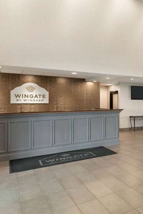 Hotel Wingate by Wyndham Cincinnati/Blue Ash photo 4