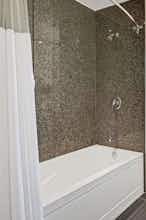 Hotel Howard Johnson by Wyndham Gananoque photo 5