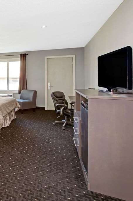 Hotel Howard Johnson by Wyndham Gananoque photo 3