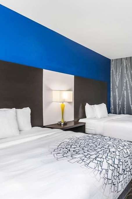 Hotel La Quinta Inn & Suites by Wyndham Odessa N. - Sienna Tower photo 2