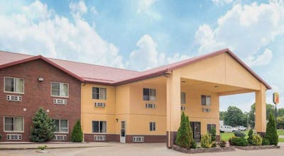 Super 8 by Wyndham Olney