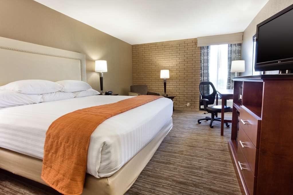 Hotel Drury Inn and Suites Kansas City Airport photo 4