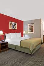 Hotel Baymont Inn Suites Brunswick photo 5
